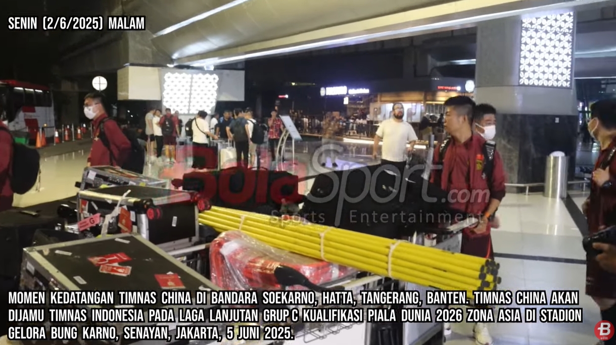 印尼媒體9分鐘跟拍國足抵達(dá)視頻，不由感嘆：裝備齊整！