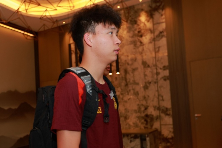 劉越談王鈺棟首發(fā)：既期待也有點擔心，還是以平和心態(tài)給更多支持