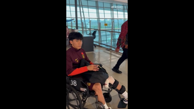 成都蓉城官方：胡荷韜左膝韌帶和半月板疑似損傷，有待進一步檢查