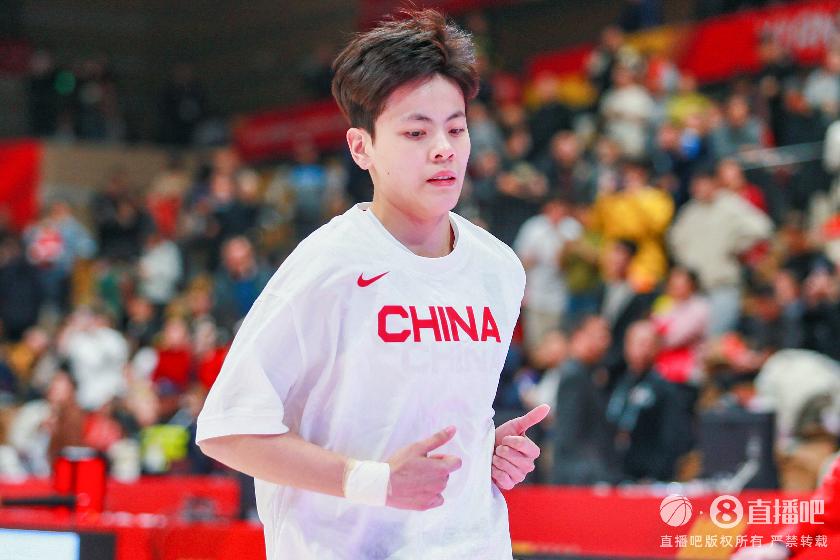 麥穗豐：楊舒予被視為女籃新進(jìn)攻核心 張子宇暫時還不是常規(guī)武器