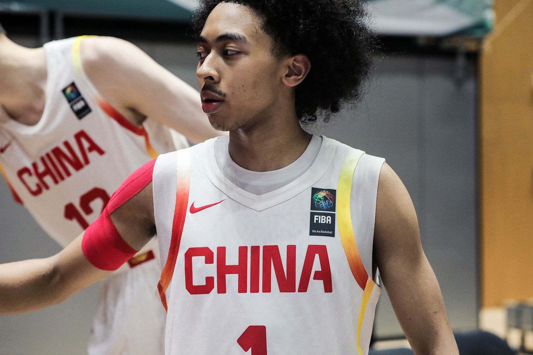 探長(zhǎng)：中國(guó)U19男籃的小伙子們想拿下比賽 但外線防守&籃板保護(hù)差