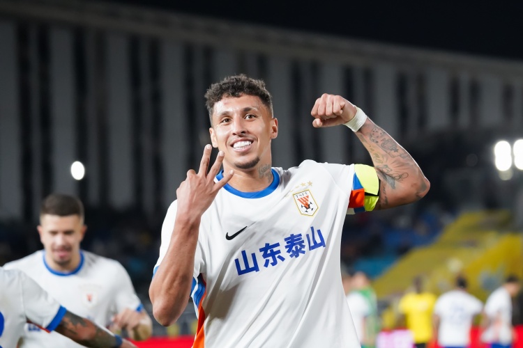 魯媒：泰山外租小將表現(xiàn)搶眼，克雷桑接受治療下輪能否出場(chǎng)待定