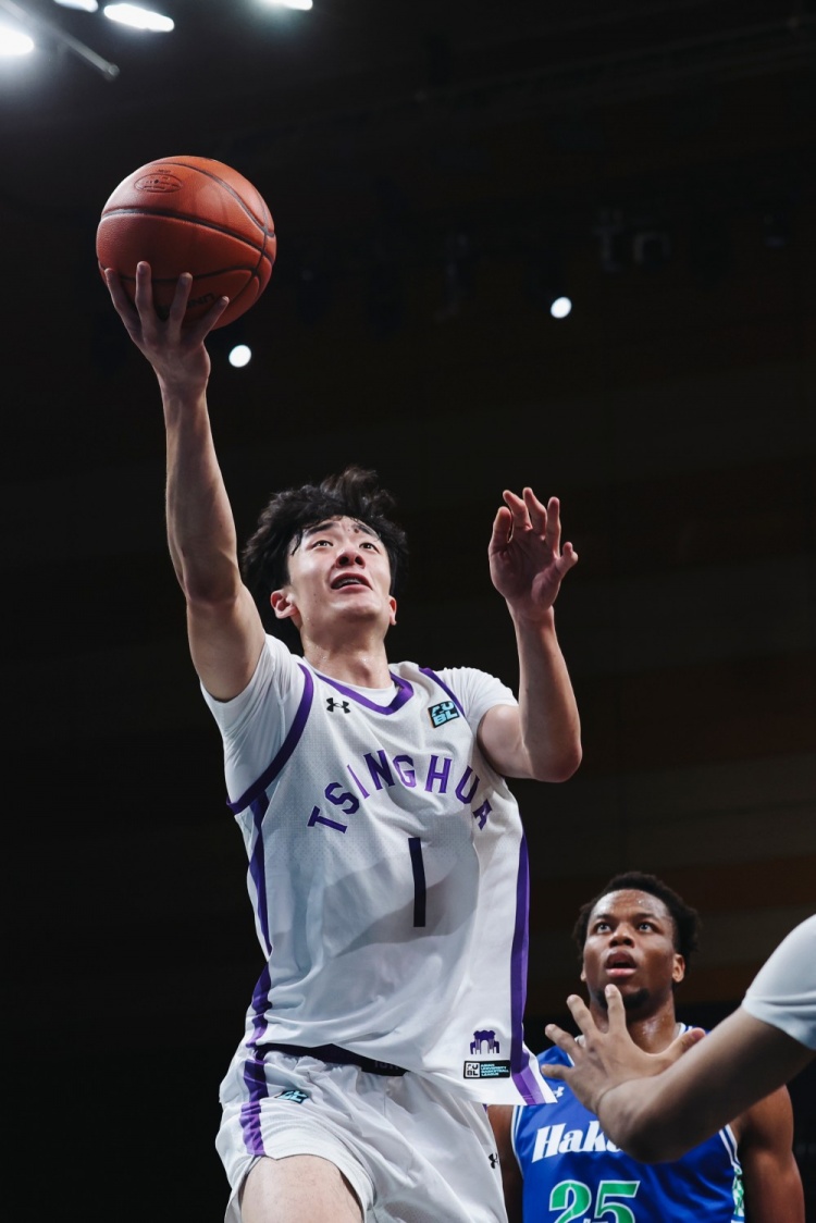 拼盡全力！隰泰誠11中7空砍全隊(duì)最高22分7板外加4助 三分2中2