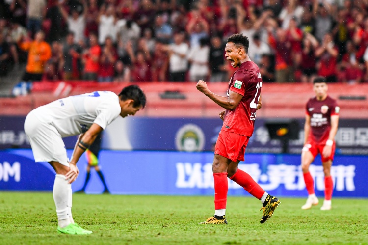 茹薩：孩子們會跟唱中國國歌 上海是座宜居的城市