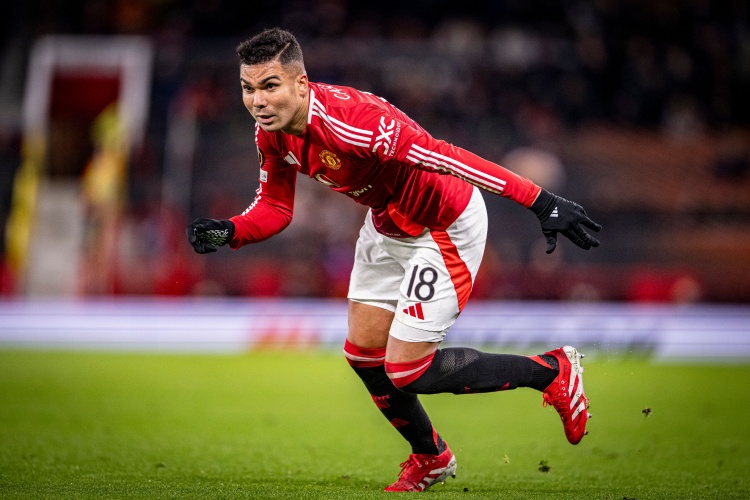 郵報：卡塞米羅是曼聯(lián)體脂率最低的球員之一，競技狀態(tài)極大提升