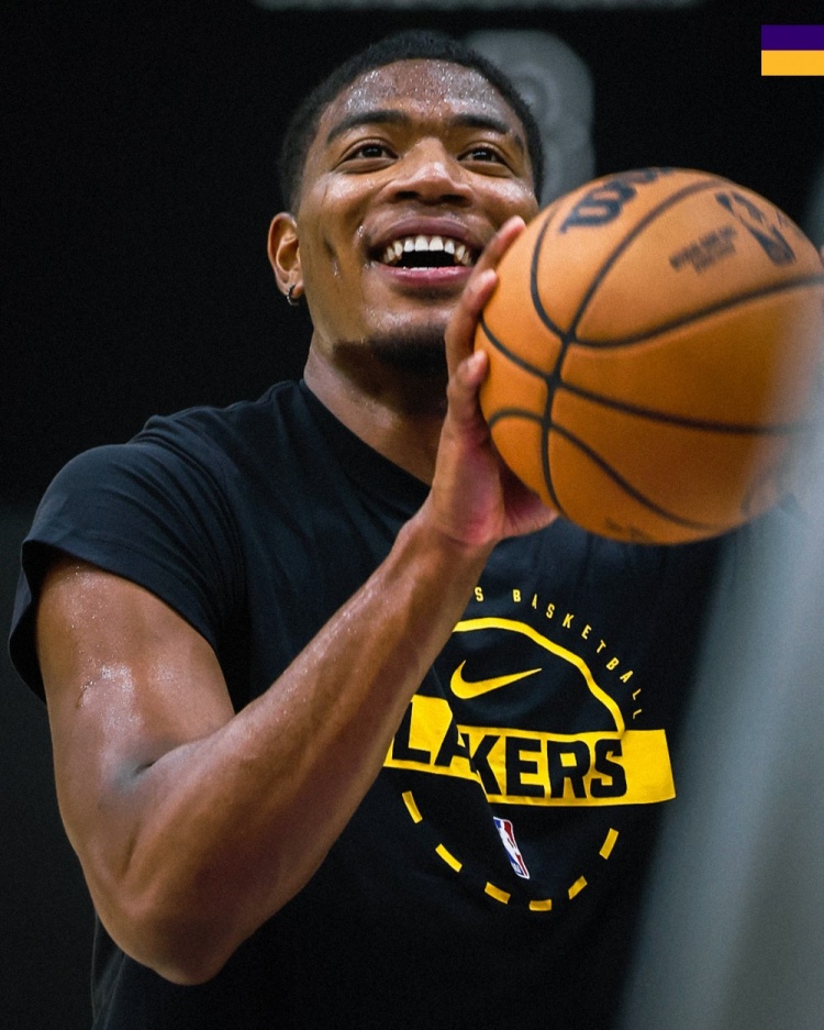 休假歸來(lái)開(kāi)練！湖人官方曬八村塁訓(xùn)練照