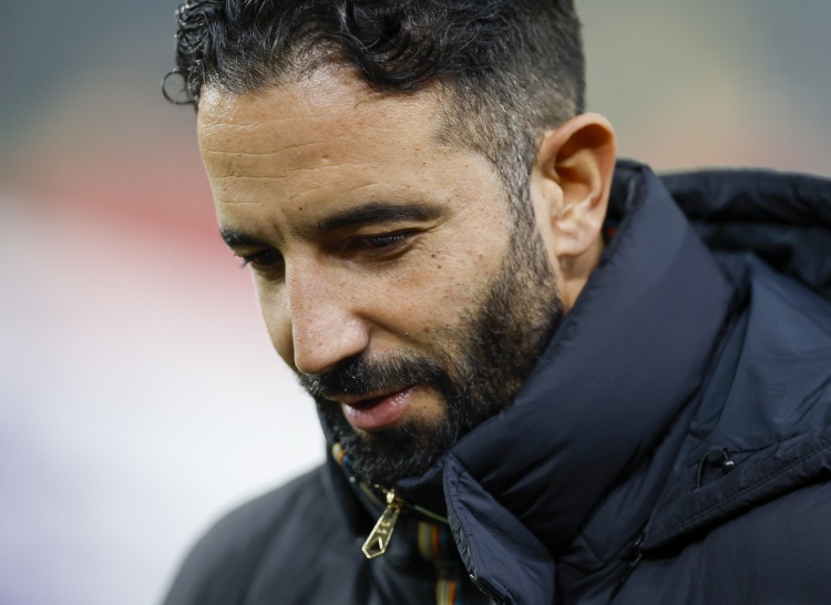 危！郵報：曼聯(lián)眾將對阿莫林的體系失去信心 B費(fèi)對自己的位置不滿