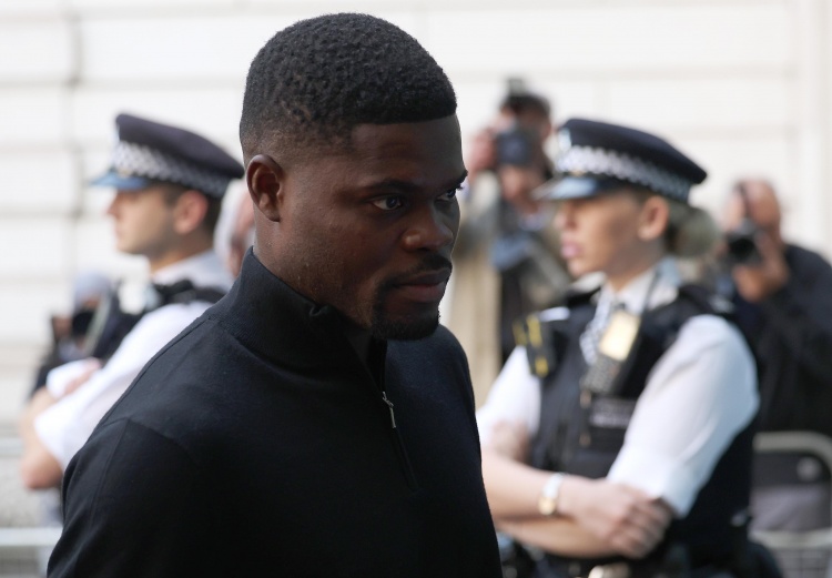 衛(wèi)報(bào)：托馬斯將在周三出庭應(yīng)訊強(qiáng)奸指控，在那之前可能出場踢熱刺