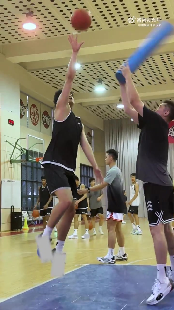 備戰(zhàn)NBA季前賽訓(xùn)練，相信過(guò)程！??