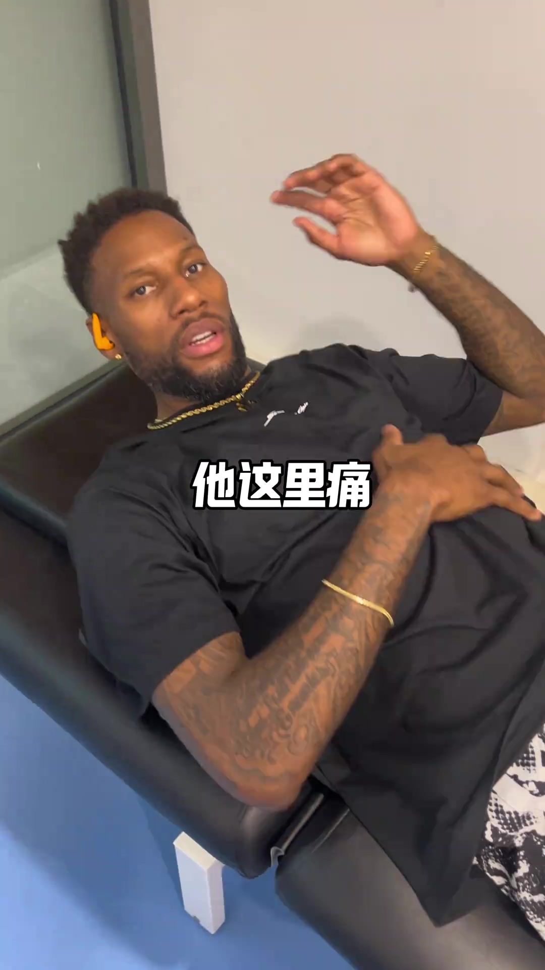 肋骨一動就疼&疑似骨裂/左膝腫脹！威姆斯：我輩子不會再打拳擊了